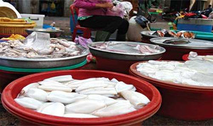 Tẩy thực phẩm bằng oxy già: Lừa đảo, đầu độc người dùng