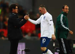 Euro 6h: Fabio Capello quay lại chế giễu Rooney