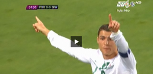 Cristiano Ronaldo suýt xé lưới Casillas