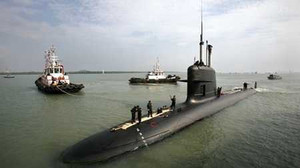 “Ăn” tàu ngầm ở Malaysia