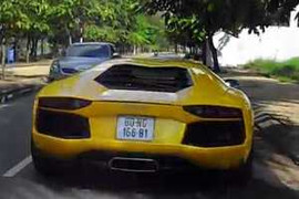 Xe khủng của Cường đô la đeo biển ĐSQ Campuchia?