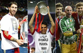 Vô địch, cầu thủ TBN tưởng nhớ các đồng nghiệp xấu số