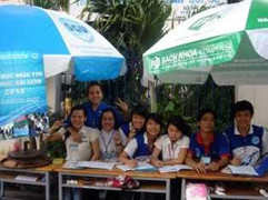 Những tấm lòng đẹp 'tiếp sức' thí sinh