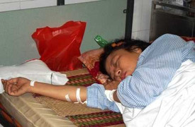 Hà Nội: Một phụ nữ vay nặng lại bị đánh bất tỉnh