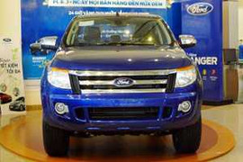 Lặng lẽ xuất hiện, Ford Ranger mới có giá 744 triệu VND