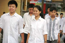 Không làm hết đề Toán, nhiều TS rời phòng thi sớm