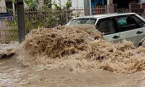 Video, ảnh: Lũ khủng khiếp ở Nga, gần 200 người chết