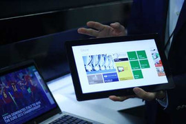 Steve Ballmer thẳng thừng 'tuyên chiến' Apple