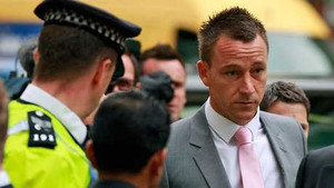 Kỳ thị chủng tộc, John Terry ra vành móng ngựa