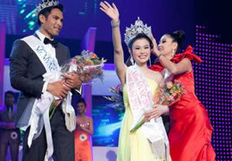 Julia Hồ đăng quang Hoa hậu người Việt hoàn cầu 2012