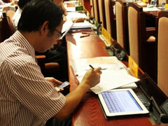 Đại biểu HĐND Hà Nội được trang bị... iPad
