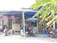 Hà Nội: Côn đồ xả súng, 3 người trúng đạn