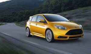 Ford Focus ST 2013 chỉ tốn 9 lít/100 km