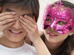 'Cô giáo trẻ dụ dỗ quan hệ 900 học trò' là bịa đặt