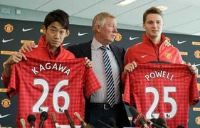 Man United: Ra mắt Kagawa-Powell, chờ Moura-Van Persie