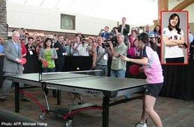 Nữ sinh 16 tuổi vinh hạnh chơi bóng bàn cùng 2 tỉ phú