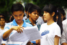 Gợi ý giải đề môn Văn khối C, D hệ cao đẳng