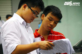 Hà Nội: Các trường chuyên đồng loạt hạ điểm chuẩn