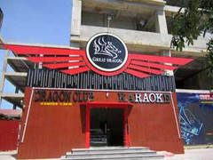 Đột kích vũ trường, bắt 100 con nghiện