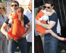 Hình ảnh xúc động: Tom Cruise gặp lại con gái Suri