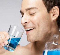 Nước súc miệng không tốt cho bà bầu