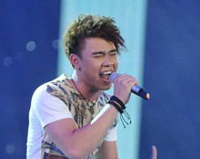 Bài hát yêu thích: Uyên Linh lội ngược dòng