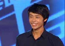 The Voice Vietnam: Quốc Huy thể hiện hit đình đám