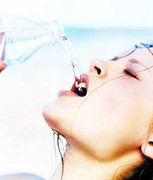 Tín hiệu cảnh báo cơ thể thiếu nước trầm trọng