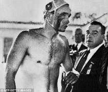 Máu, nước mắt và những scandal chấn động Olympic