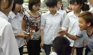 Nữ sinh Hà Nội 'gây bão' khi thóa mạ teen Hải Dương