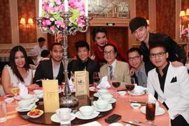 Dàn Sao Việt lịch lãm mừng đám cưới Thúy Vinh