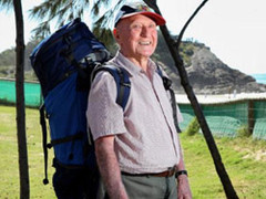 95 tuổi vẫn bán nhà đi du lịch
