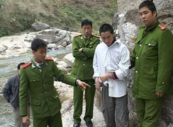 Làm rõ vụ hiếp, giết người, đổ tội cho cấp trên