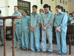 Gần 50 năm tù cho các bị cáo làm 13 người chết cháy