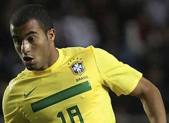 Chuyển nhượng 1/8: M.U “vỡ mộng” vụ Moura