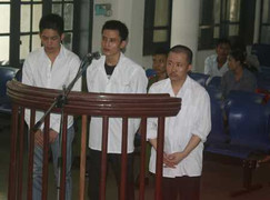 Kéo nhau lao vào ma túy, trả giá 90 năm tù