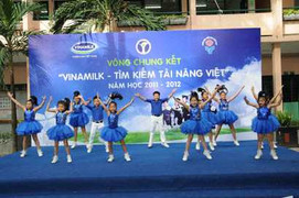 Chung kết sân chơi 