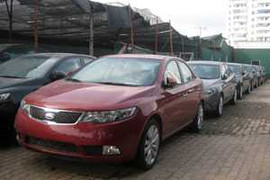 Có nên mua ô tô lúc này?