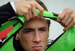 Torres có thể mất suất ở Chelsea vì... Olympic