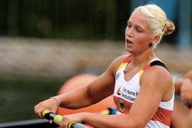 Bỏ Olympic vì người yêu là thủ lĩnh đảng phát xít