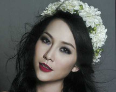 Linh Nga: Gia đình không phải sân khấu