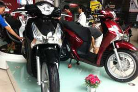 Honda, Yamaha… còn gì chưa làm cho xe đỡ ế?