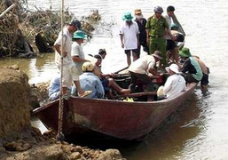 Bệnh kỳ lạ: Bé gái hơn 1 tuổi ngực to như thiếu nữ