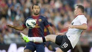 Hỏng ba quả 11m, MU thua Barca trên chấm luân lưu