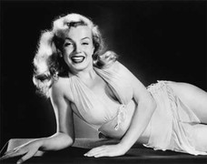 Bi kịch đời tư của 'biểu tượng sex' Marilyn Monroe