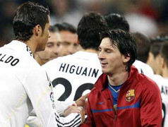 5 năm qua, Messi xuất sắc hơn Ronaldo