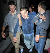 Ảnh: Tiệc tùng xuyên màn đêm hậu Olympic