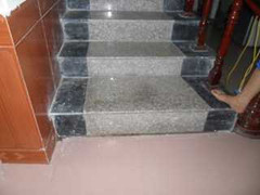 Hoảng hốt vì nền nhà nóng phừng phừng 70 độ