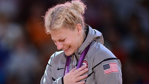 8 câu chuyện lấy nước mắt khán giả Olympic 2012