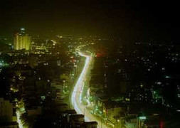 Nữ nhân viên massage bị cướp khi đang đi bộ